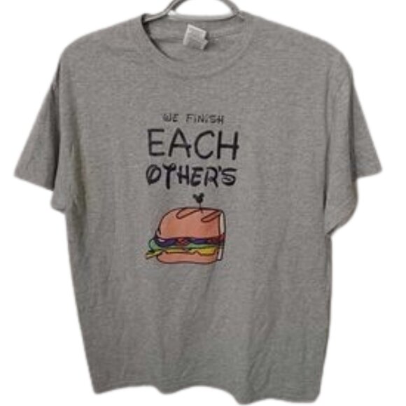 Frozen We Finish Each Other's Sandwiches Unisex Shirt Size Medium - Picture 1 of 8